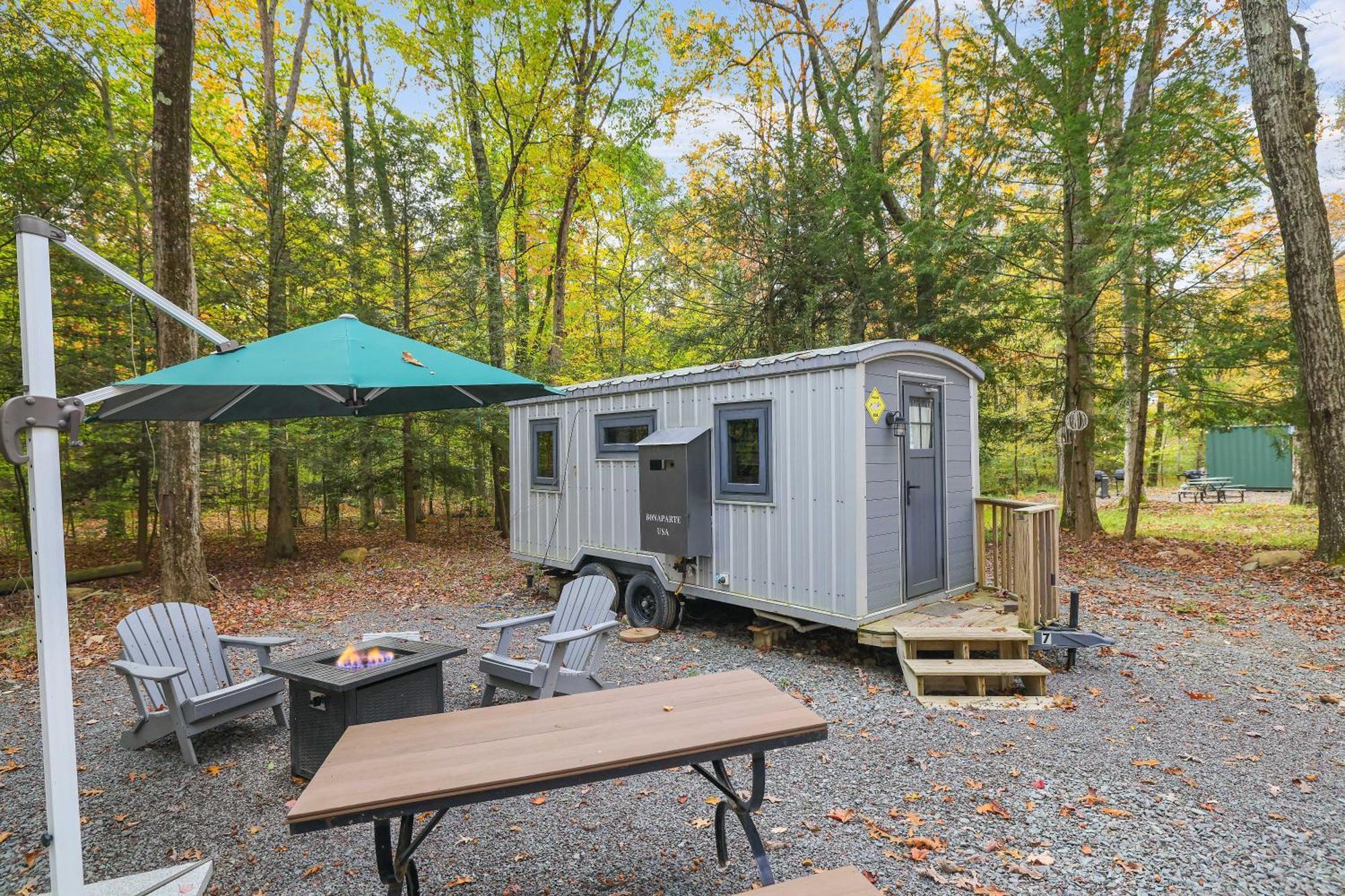 Camptel Poconos Lodging Albrightsville Екстериор снимка